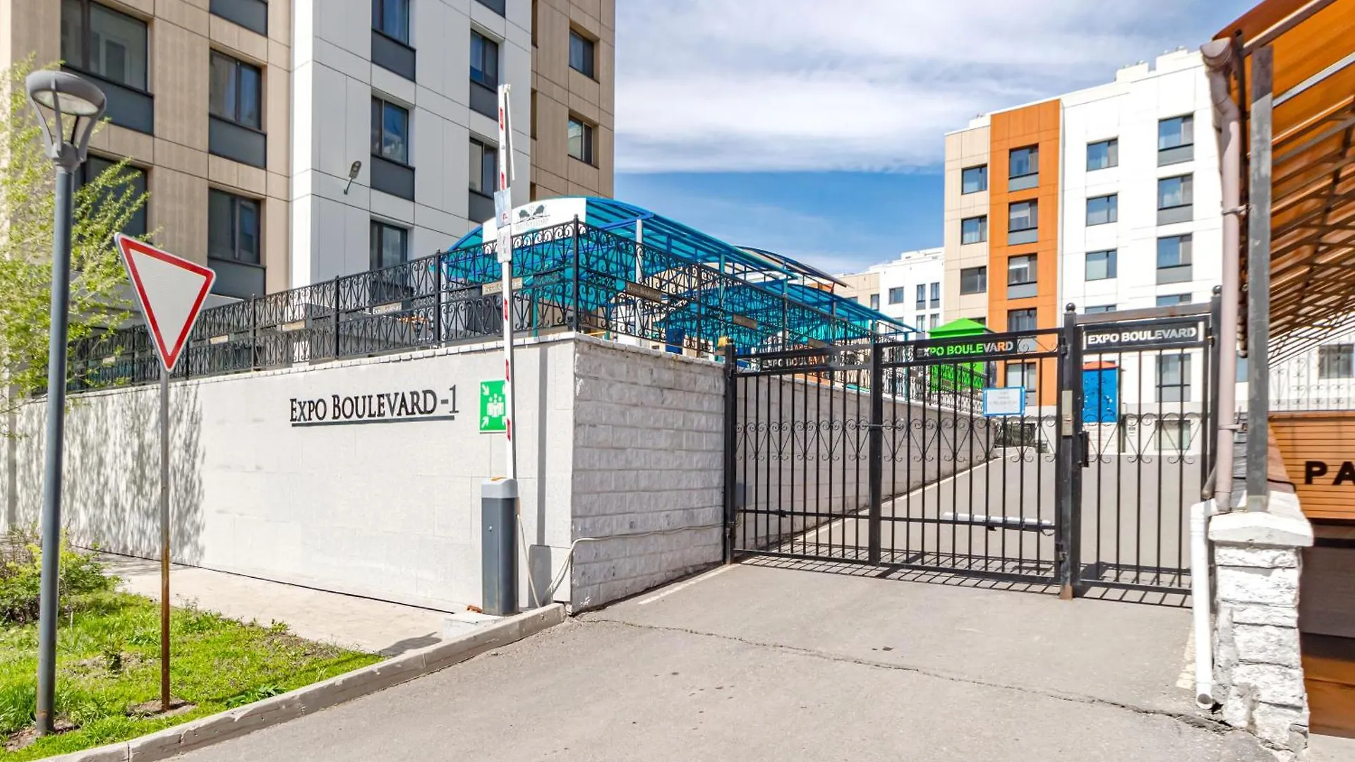 Экспо Бульвар-1 Apartment Nur-Sultan  Nur-Sultan (Astana)
